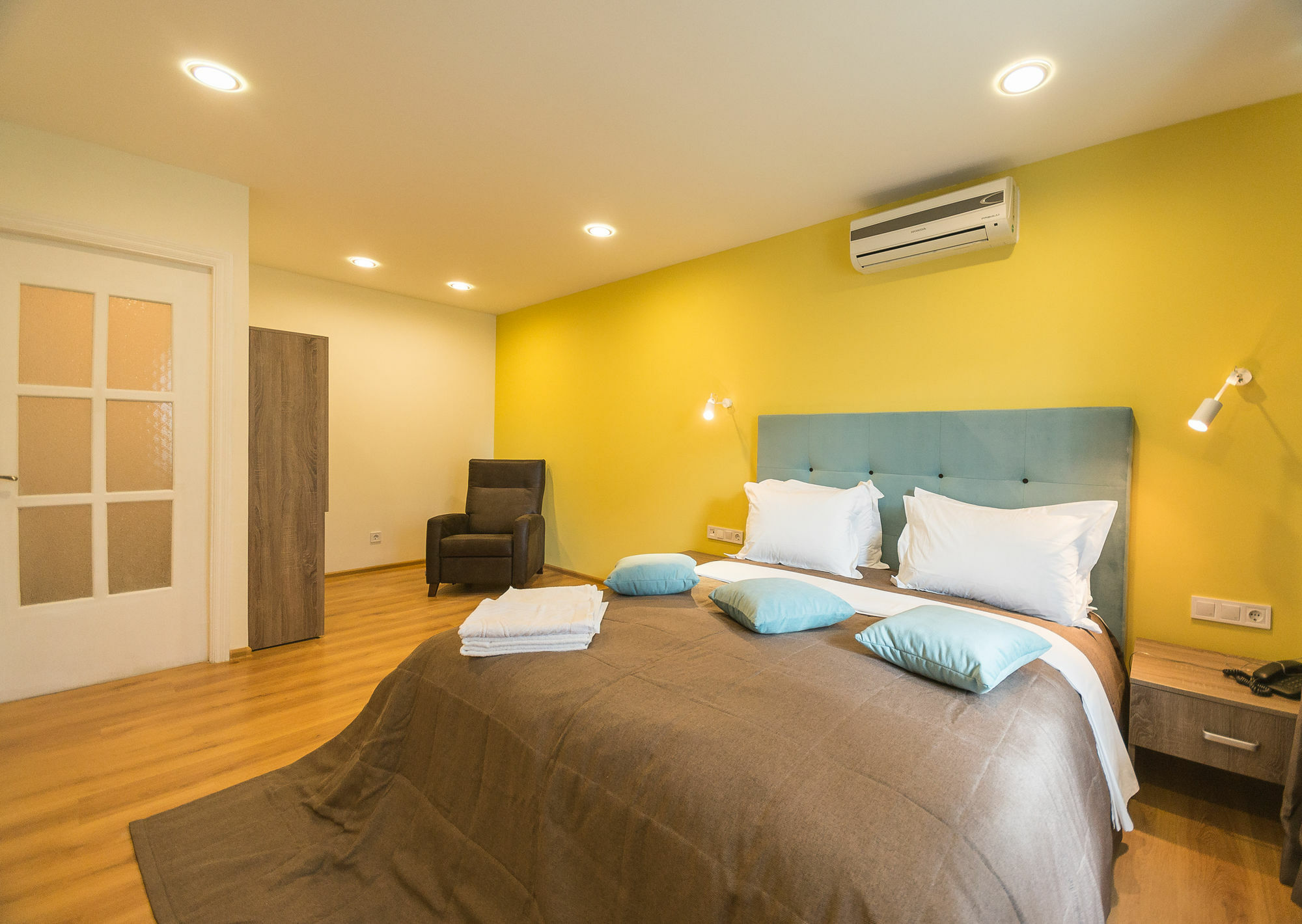 Partner Guest House Kyiv Exterior foto